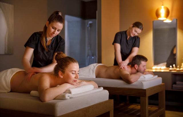 rubin-hotel-massage-couple_08-02-2024-103608.jpg