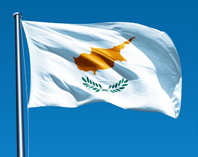 cyprusflagpicture3_09-02-2017-135744.png