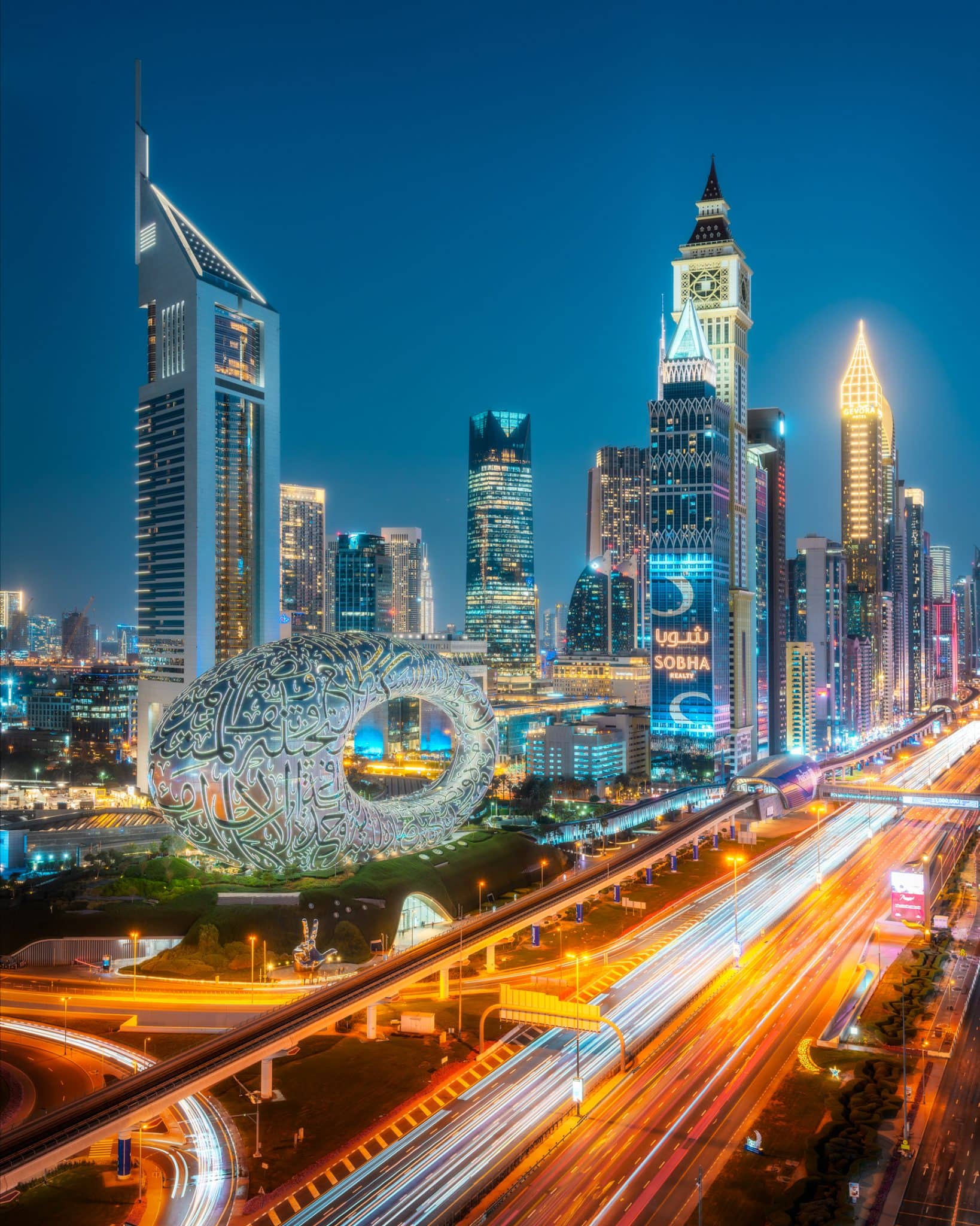 museum-of-the-future-at-night-1638x2048-770165